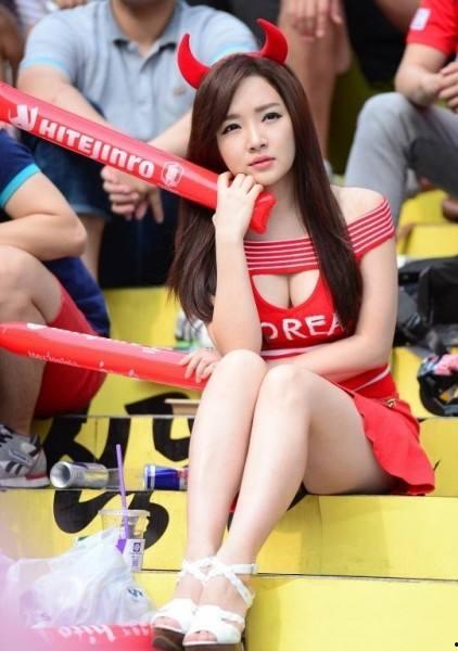 中日韩美女对打视频网站,网络视频网站上的美丽较量